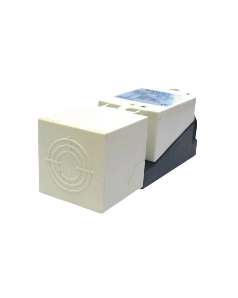 IS-40-W5-S3 - 95B065240 - Proximity Sensor - Square 40 x 40mm plastic flush 15mm PNP NO + NC 3 wires PG
