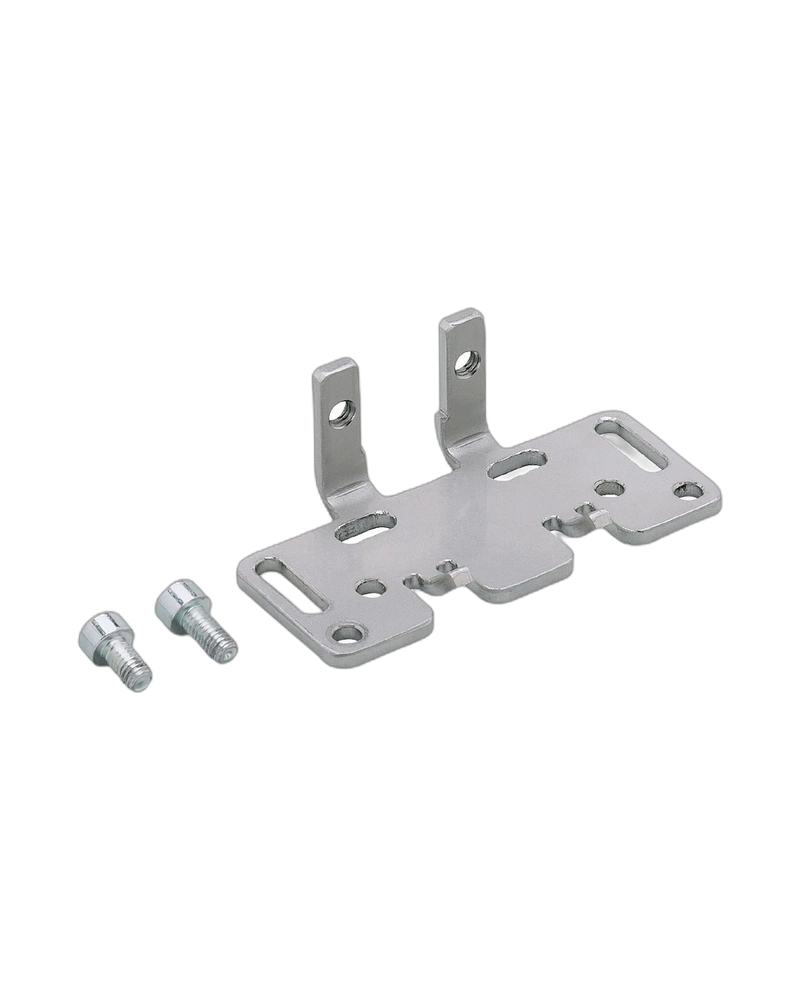 E21085 - Angle bracket - O5 ADAPTOR PLATE